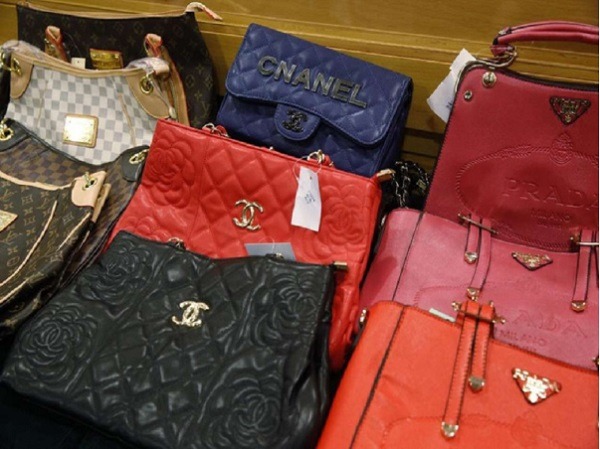 thi-truong-tui-xach-gia-mao-thuong-hieu-chanel